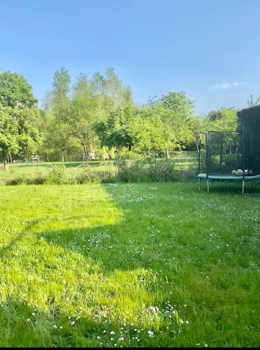 Charmant Studio A Coutevroult Zewnętrze zdjęcie